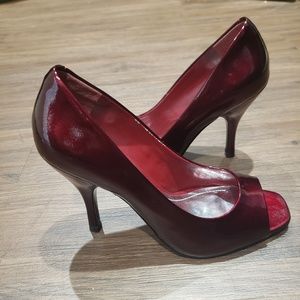 🤩🤩🤩BCBGeneration Red Metallic Peeptoe Heels